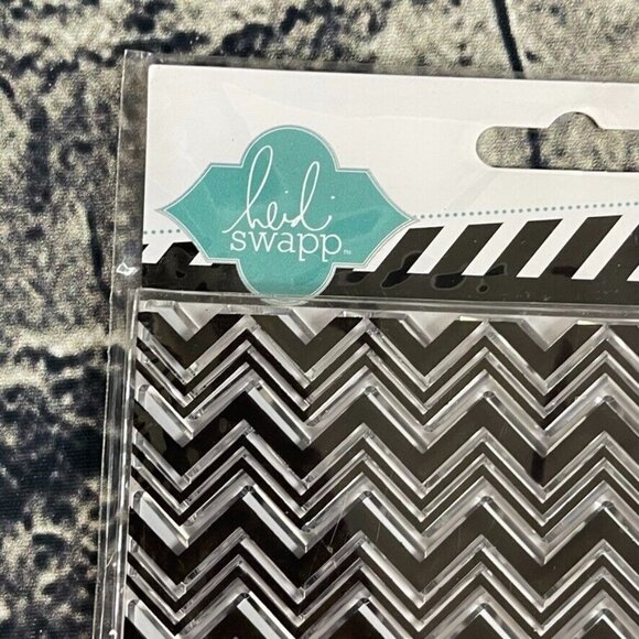 Heidi Swapp BLOCK Stamp Black And Clear - Picture 2 of 8